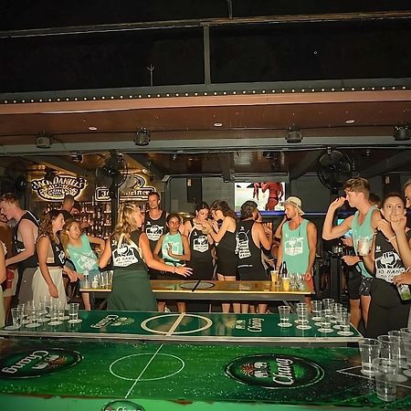 Balcony Party Hostel - 18-40 (Adults Only) Ao Nang Exterior foto